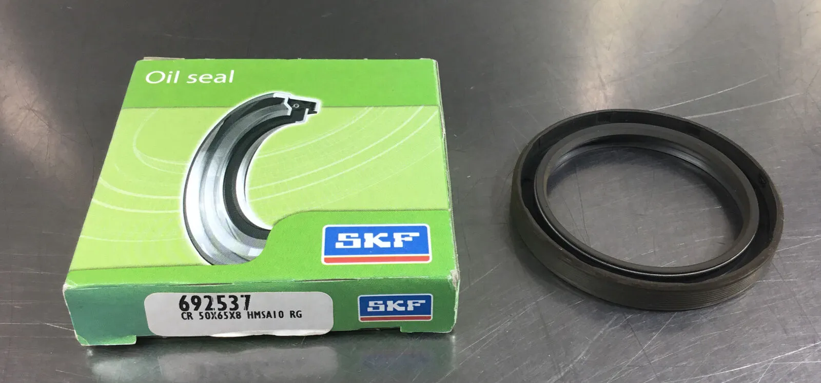 SKF 692537 OIL SEAL, JOINT RADIAL, HMSA10, 50mm x 65mm x 8mm 6D-2
