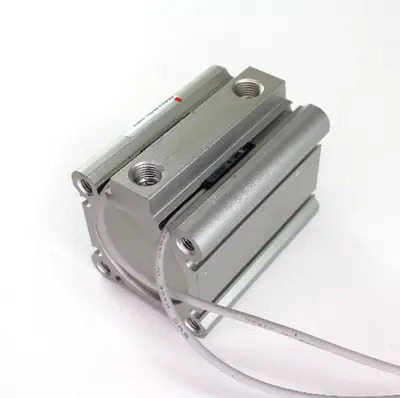 NEW SMC CDQ2A40TN-30DZ