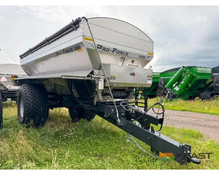 Used UNVERFERTH _UNKNOWN_ Dry Spreaders Iowa US | Keast Enterprises #1360494