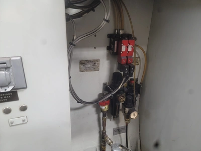 1997 BRIDGEPORT TORQ-CUT 22 Vertical Machining Centers | 520 Machinery Sales LLC (4)