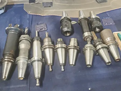 2007 HYUNDAI-KIA VX500 Vertical Machining Centers | CNCsurplus (12)