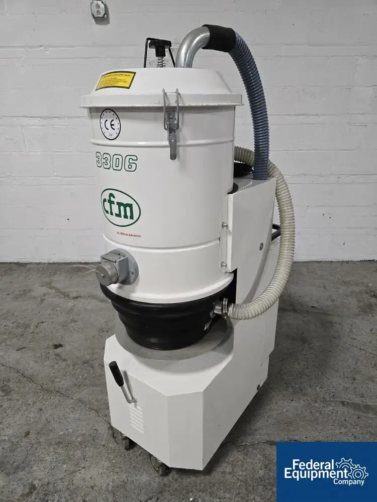 USED Nilfisk Nilfisk CFM Vacuum Cleaner, Typ 3306A