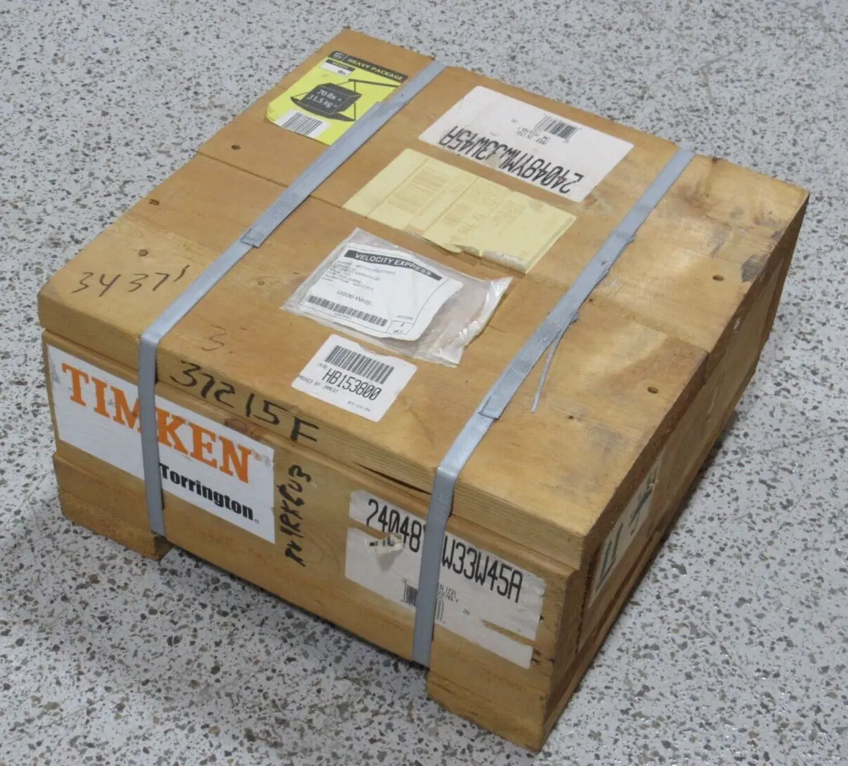 NEW TIMKEN 24048YMW33W45A ROLLER BEARING