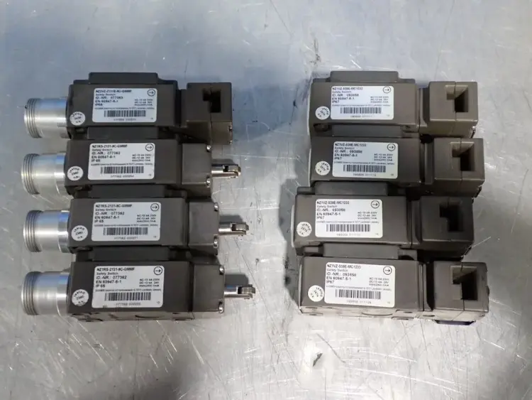 Used EUCHNER _UNKNOWN_ Relays & Switches Ohio US | HGR 24 #912896