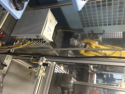 USED 2010 FANUC LR