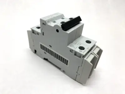 New | in-Stock Cutler-Hammer 240V Breaker, Din Rail Mount 1A Circuit Breakers Michigan US | Maverick Industrial Sales #1486168