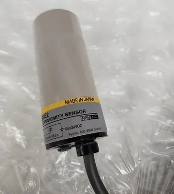 USED OMRON E2K-C25ME2