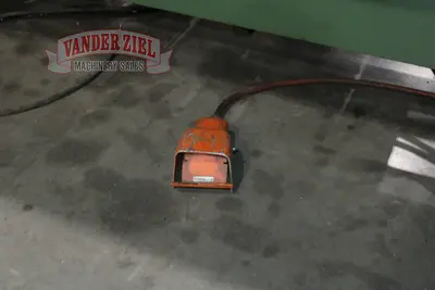 Used CINCINNATI 250 X 10 Power Squaring Shears (Inch) Michigan US | Vander Ziel Machinery Sales #1708903