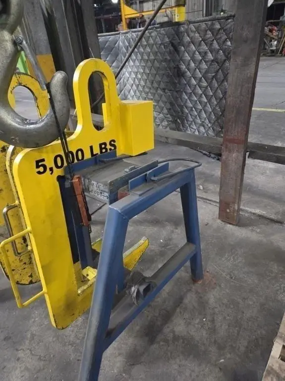 5,000 LBS X 24" ICHS COIL LIFT C HOOK: YOBRO #25231