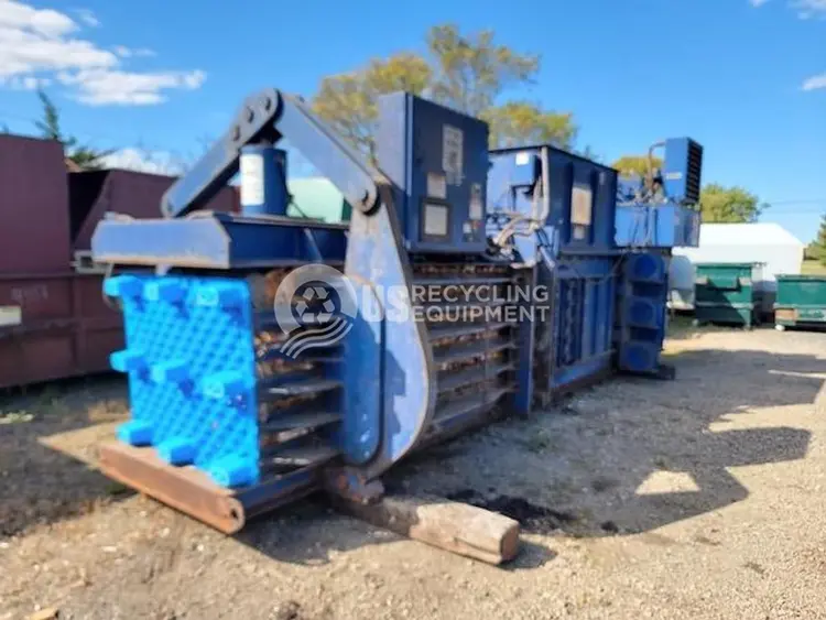 Used AMERICAN BALER TWO 7242H1075 WIDE MOUTH AUTO TIE HORIZONTAL Balers Pennsylvania US | US Recycling Equipment #1262696