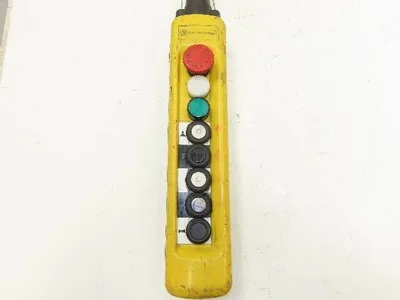 Schneider XAC-A08 Crane Hoist 8-Station Pushbutton Control Pendant 2-Speed