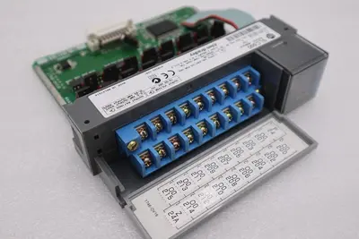 Allen Bradley 1746-OV16 /C SLC 500 16-Point Digital Output Module STOCK K-679-C