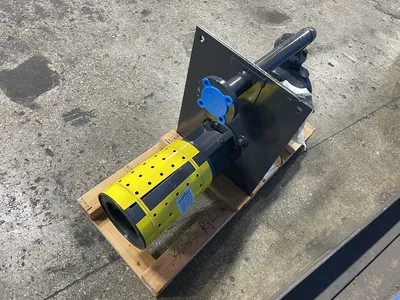 USED GUSHER PUMPS V2X28SELCDMADP