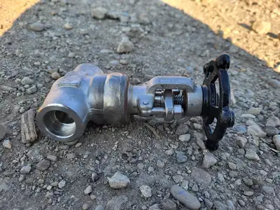 3/4" Class 800 Gate Valve API 602