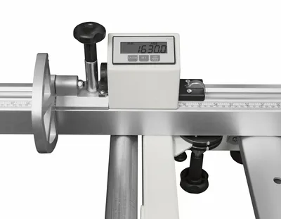 SCM minimax cu 410es (3-Phase) 8HP/10.5′ Slide