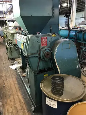 2.5" Davis Standard Plastics Extruder