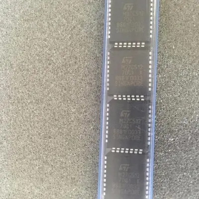 ST M27C512 70C1 K