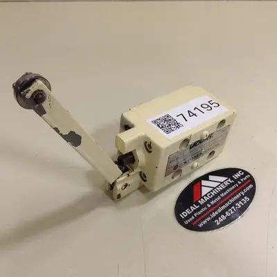 USED VICKERS DG20S32AL11S4