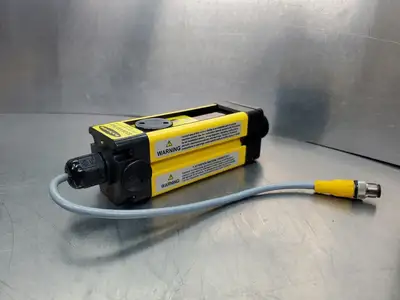 Banner SPR1 EZ-GUARD Point Sensor - .8-70M RANGE, 24VDC. 5E-24