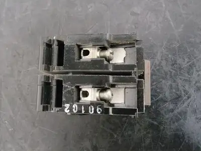 20 Amp, 2 Pole, 120/240 volts Circuit Breaker Q220