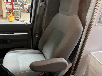 USED 2019 FORD E-450