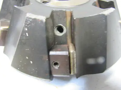 Valenite VMC-75-6-0406RA 6" Indexing 35° 6 Flute Face Mill 1-1/2" Arbor