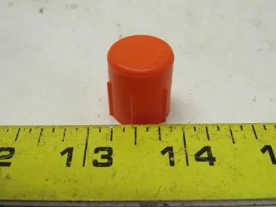 Niagara Plastics TC-63 Threaded Plastic Caps 5/8-18 Lot of 3992
