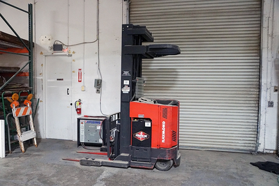 Raymond EASI R40TT Electric Forklift