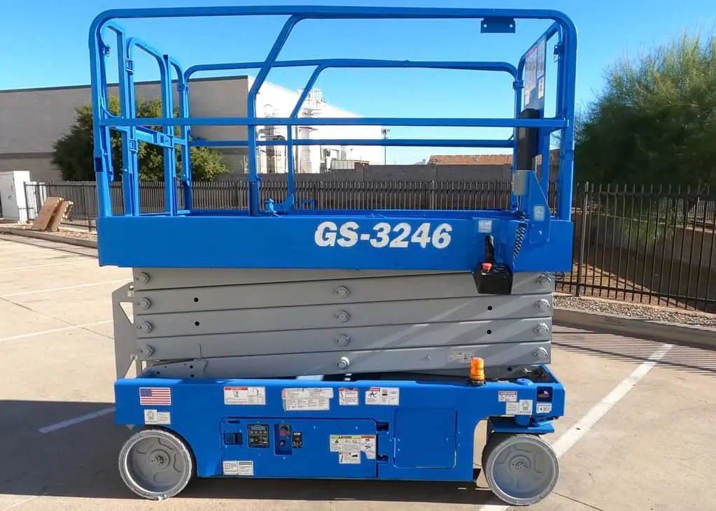 USED 2016 GENIE GS-3246