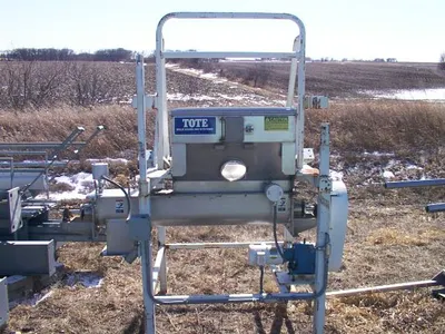 Used _UNKNOWN_ _UNKNOWN_ Tote Dumper Minnesota US | A&I Equipment #1317903
