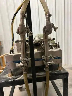 Geyer Flo-master 4000 twin piston filler