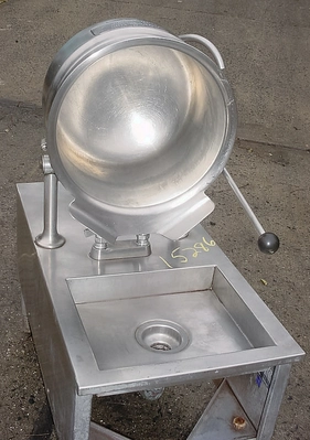 USED CLEVELAND 6 GALLON KETTLE KDT- 6 KETTLE