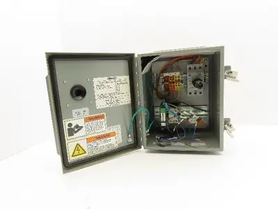 Dematic Manual Motor Circuit Breaker Contactor Disconnect Box 480V 140M-C2E-B40