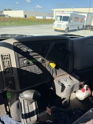 Used 2017 INTERNATIONAL 4300 SBA 4X2 26' BOX TRUCK Box trucks Ohio US | Miedema Asset Management Group #1709410