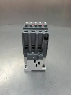 ABB A30-30-10 Contactor, 1000V 65A A30. 4B-38
