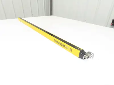 Schmersal SLC440-R-0890-14-01 Safety Light Curtain Receiver 890mm 24VDC 0.3-7m