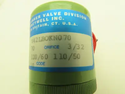 Honeywell Skinner V42LBOKN070 Solenoid Valve 2-Way NC 120V 70 PSI 1/8" NPT