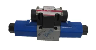 NEW TOYOOKI HD1-2WD-BCA-025A-WYD2 SOLENOID VALVE HD12WDBCA025AWYD2