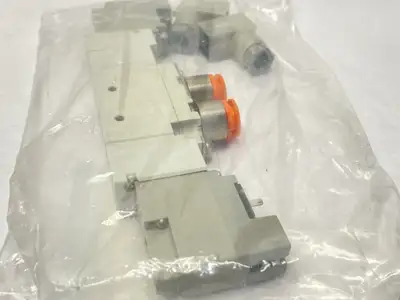 SY7420-5DZ-N11T | SMC  Pneumatic 5-Port Solenoid Valve 24VDC - New