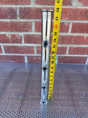 Stainless Steel  Manifold 1.5" Sanitary Fitting w/ 8 Ports 1/2" Sanitary Fitting