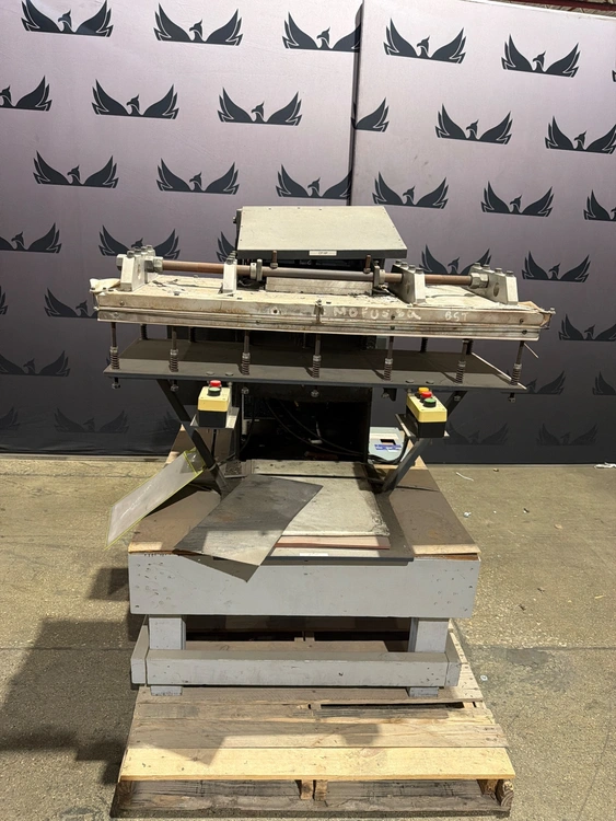 Used -- UNSPECIFIED -- Unknown Heat Presses Michigan US | iGAM Industrial Marketplace #1328052