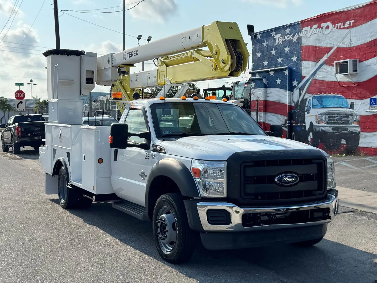 Used 2016 FORD F-550 Misc Trucks Florida US | Truck and Van Outlet #1506282