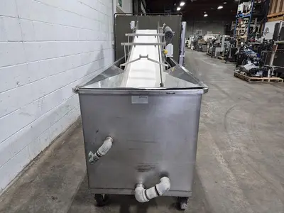 Incline Conveyor with 30 Gallon Tank