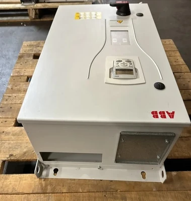 NEW ABB ach550-BD-08a8-4+b055