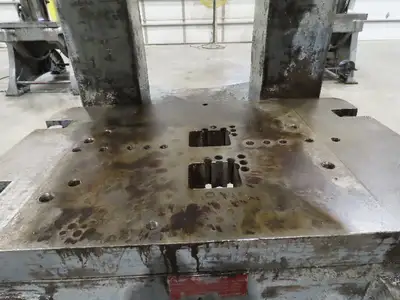 L & J 60 Ton Geared OBI Punch Press 5Hp 4" Stroke 9-1/2" Throat 220/440V 3Ph