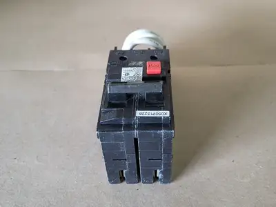 30 Amp 2 Pole 120/240 Volts GFCI Circuit Breaker QE230