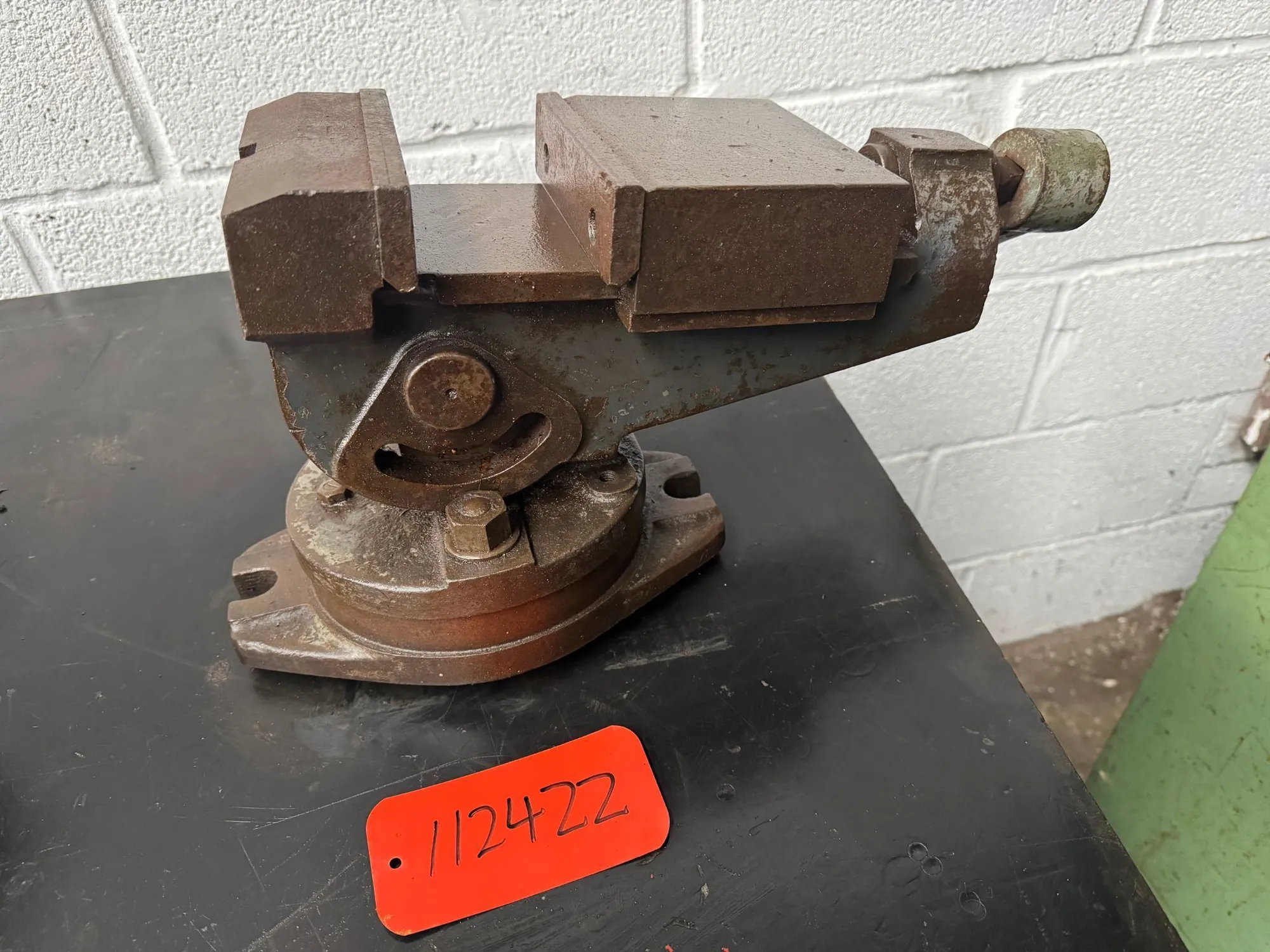 USED Machine Vice