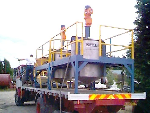 1100 L Stainless Steel Enclosed Tank