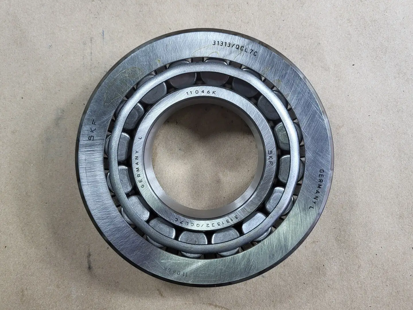 NEW SKF 31313 J2/QCL7C