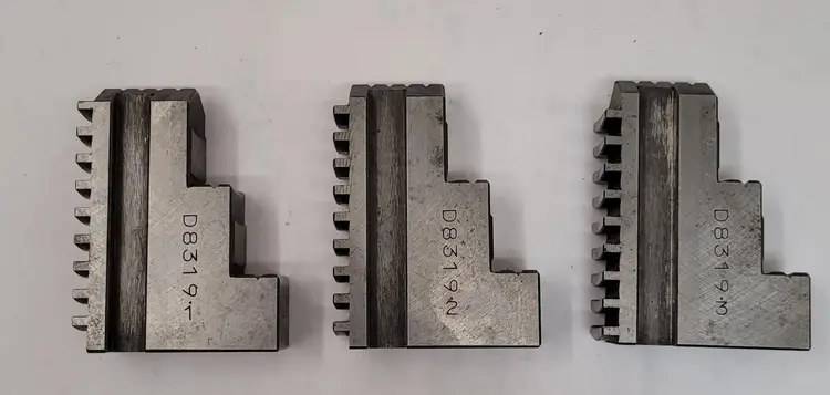 Used UNSPECIFIED CHUCK JAWS – 3 PIECE SET Jaws Kentucky US | Aucto #1315712